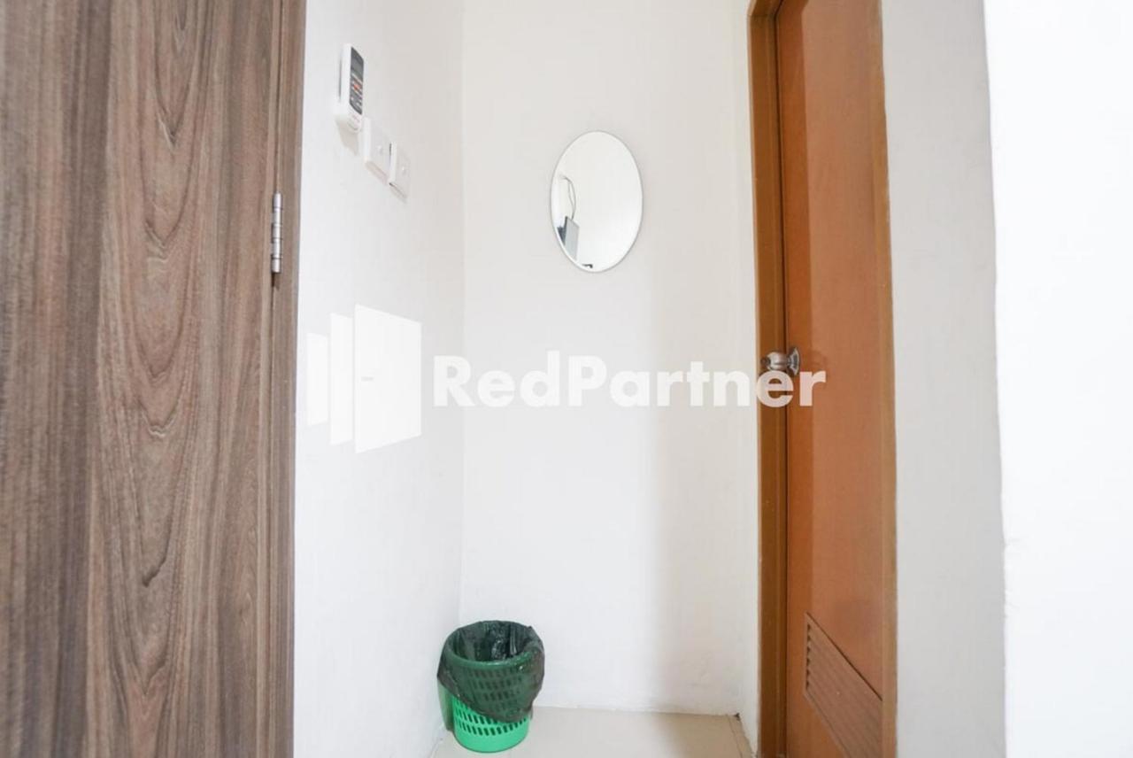 Eascot Hotel RedPartner Jakarta Eksteriør billede